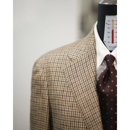 FR01 by Dashing House